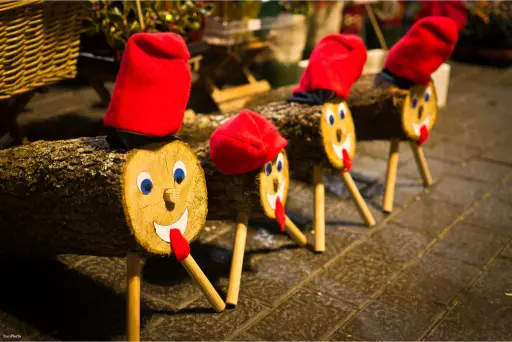 Caga Tió, or Tió de Nadal