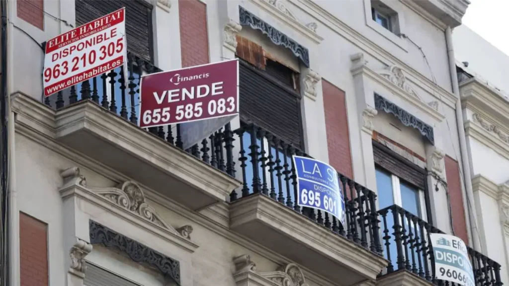 Common Real Estate Scams in Barcelona