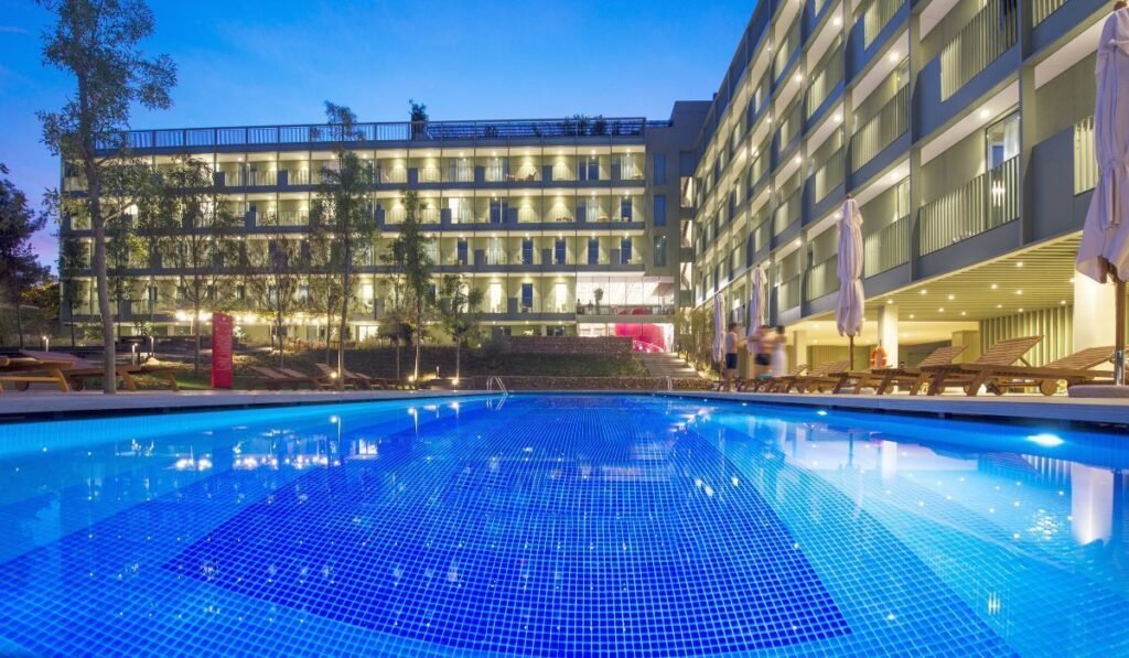 Pedralbes schools barcelona