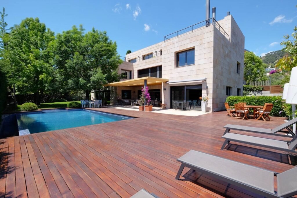 Pedralbes luxury homes